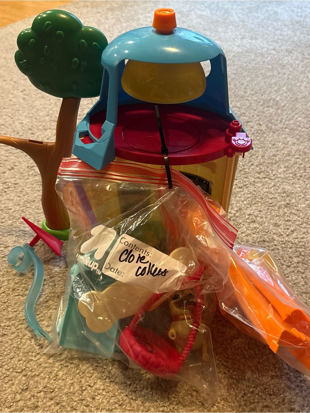 Disney Puppy Dog Pals Play Set W/ Figures Bingo Rolly Slide Kids Toy